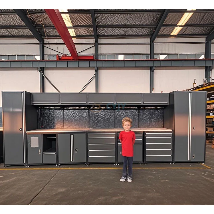 Multifunktioneller Werkzeugschrank